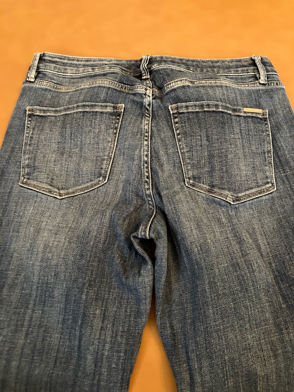 White House Black Market Medium Blue Straight-Leg Women's Jeans - Picture 8 of 9